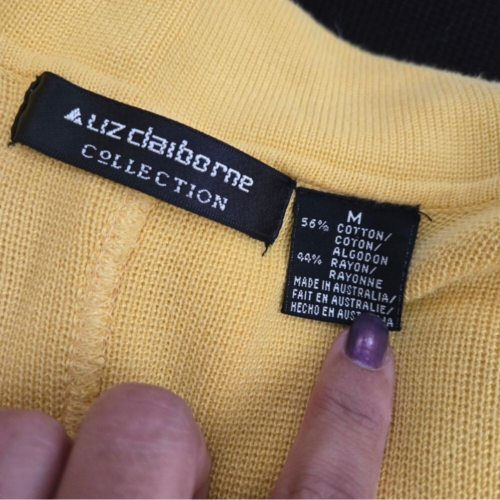 Vintage 90s Knit yellow collared cardigan - Picture 6 of 10